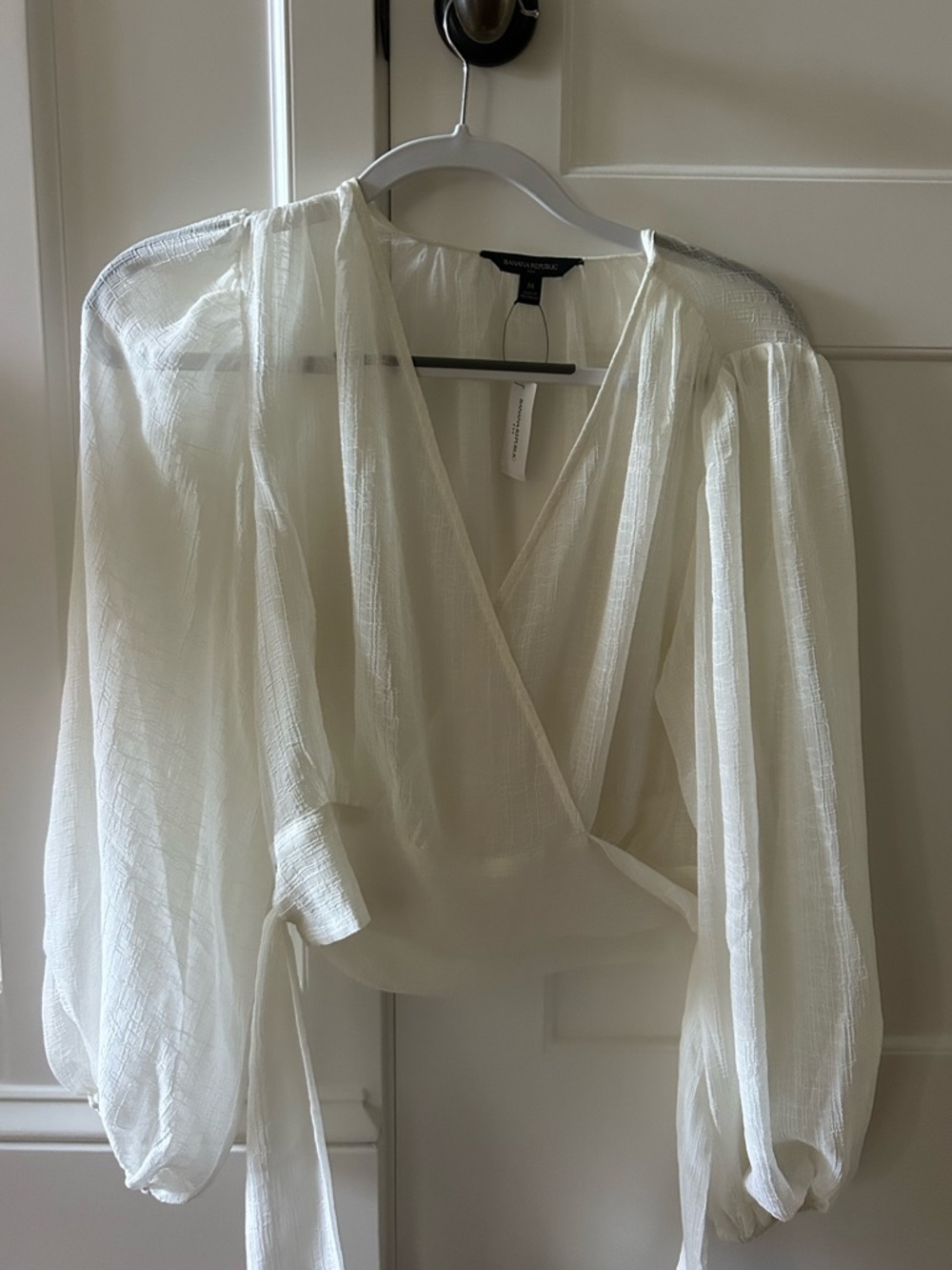 Banana republic gauzy top size medium